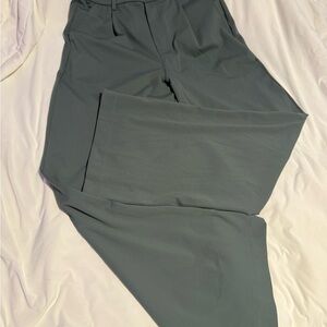 Halara Flex work pants women’s size small petite NEw without tags. D1